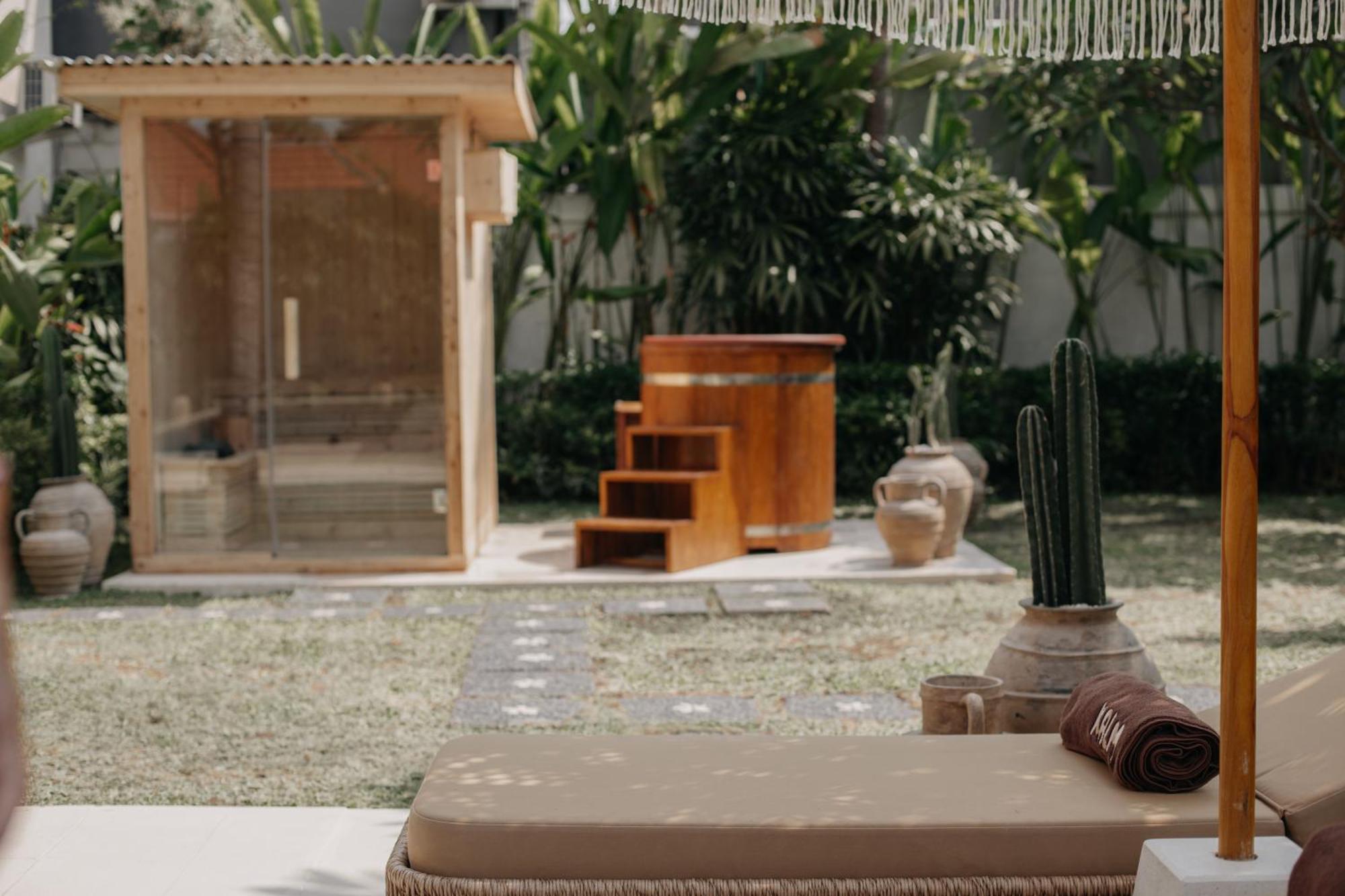 Hotel Kalm Bali Canggu Exterior foto